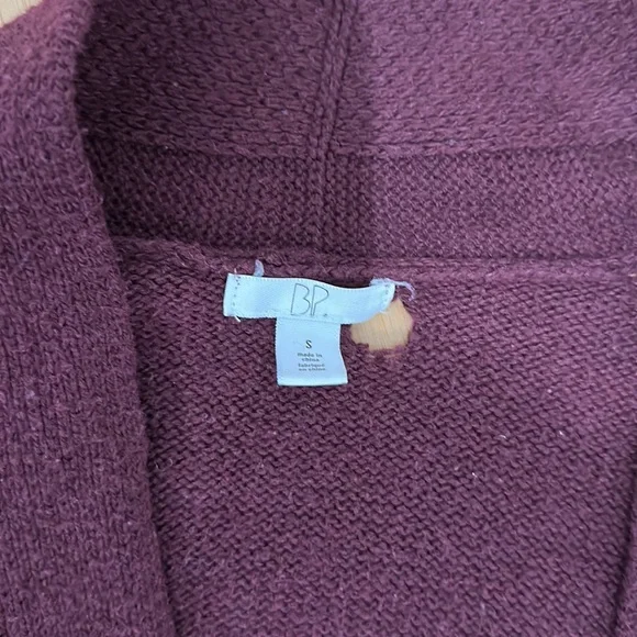 Maroon cardigan - Picture 5 of 7